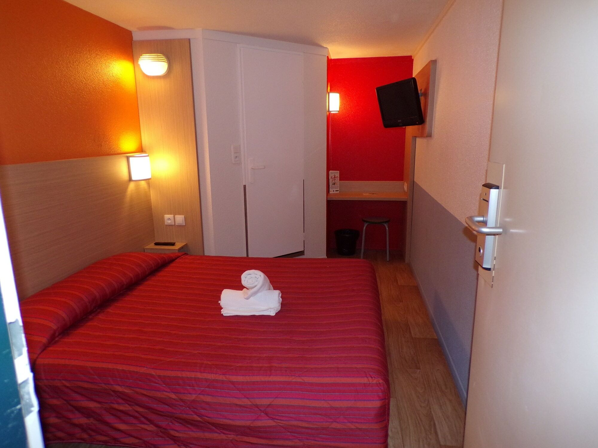 Premiere Classe Cambrai Proville Esterno foto